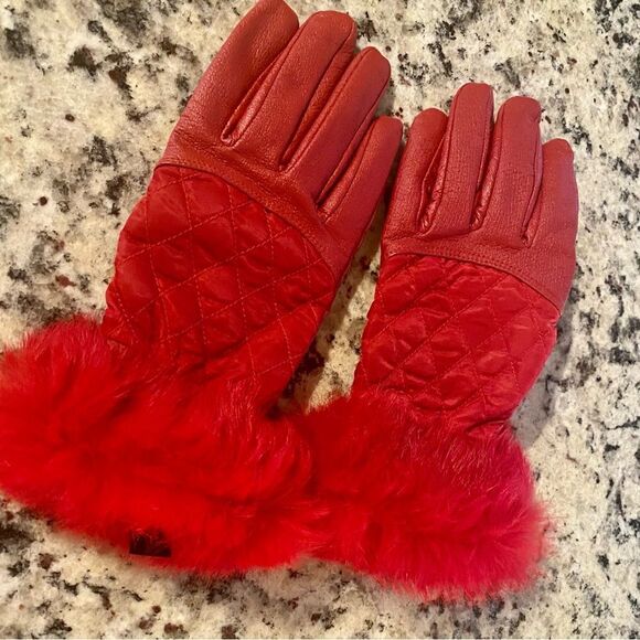 Fun leather gloves by Wilson’s Leather in size small - Picture 2 of 2